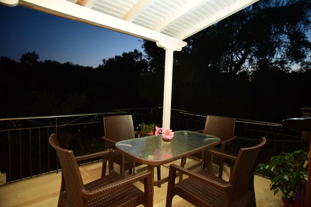 Ferienwohnung Nikoletta 5 Vlachopoulátika Exterior foto